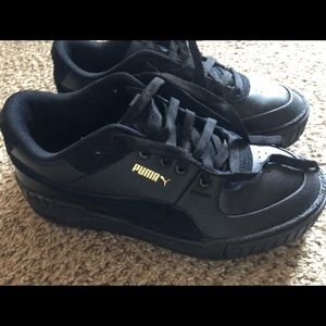 PUMA Women's Back Cali Sport Mix Sneakers - Worn once